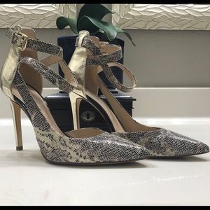 👠Guess 3.5” Heels👠